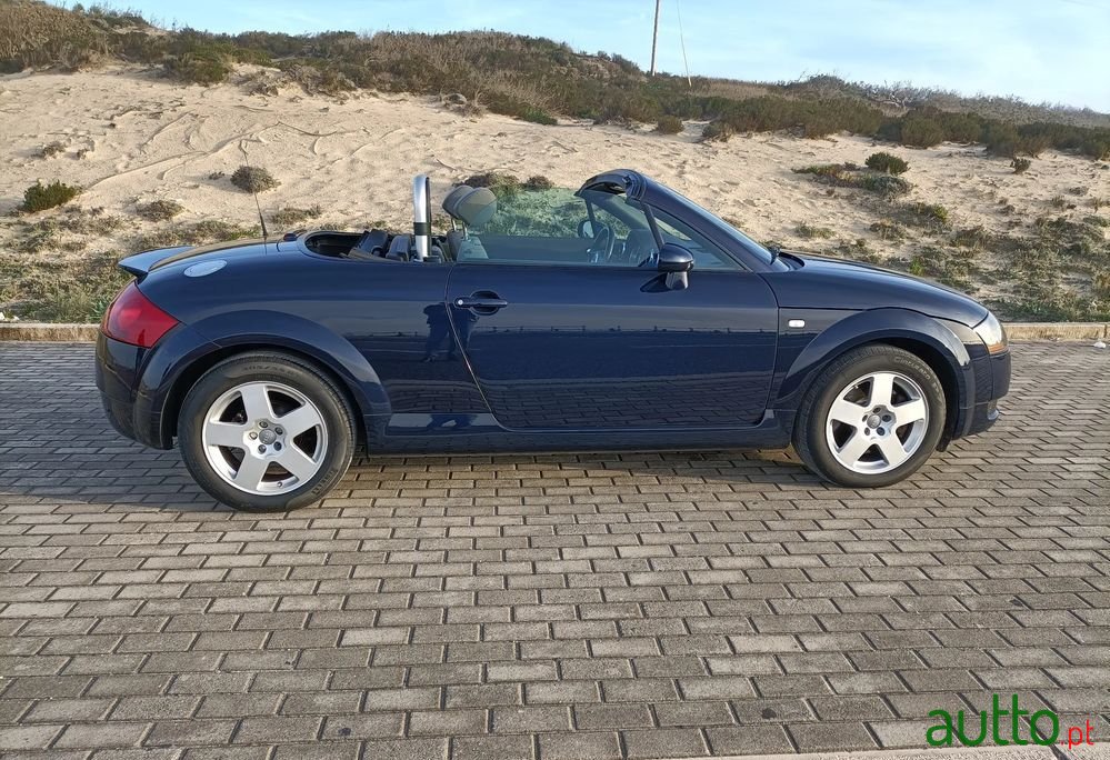 2002' Audi TT Roadster photo #4