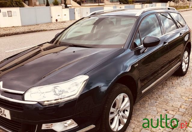 2014' Citroen C5 Tourer photo #3