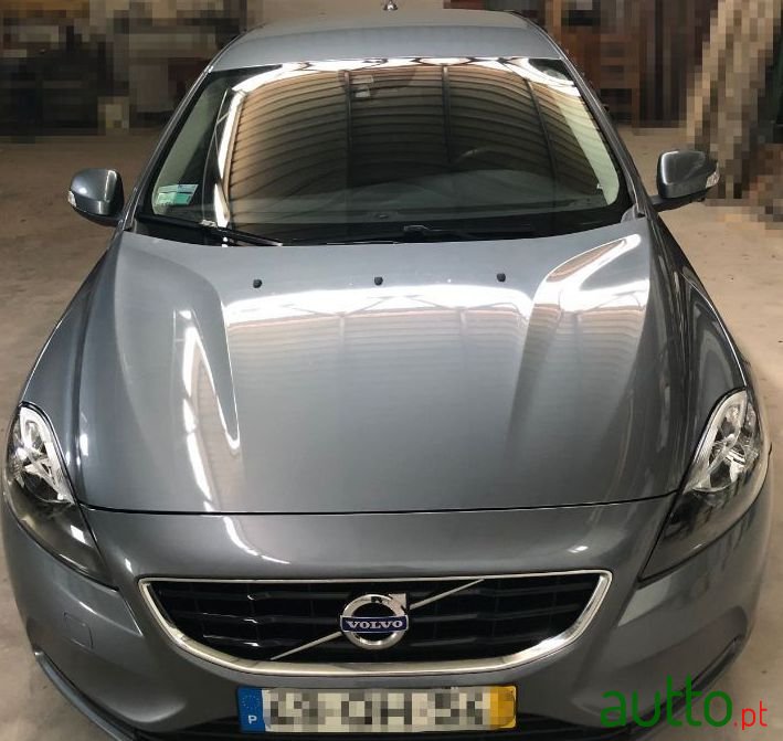 2015' Volvo V40 photo #1