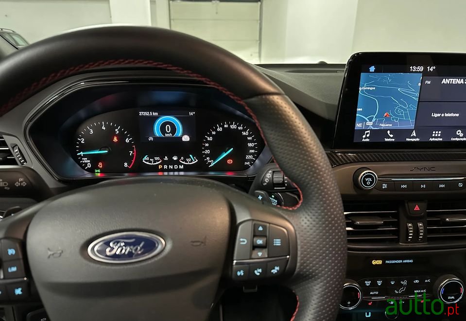 2019' Ford Focus photo #5