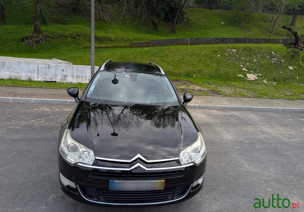 2010' Citroen C5 Tourer 2.0 Hdi Exclusive photo #3