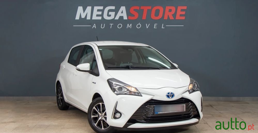 2018' Toyota Yaris photo #1