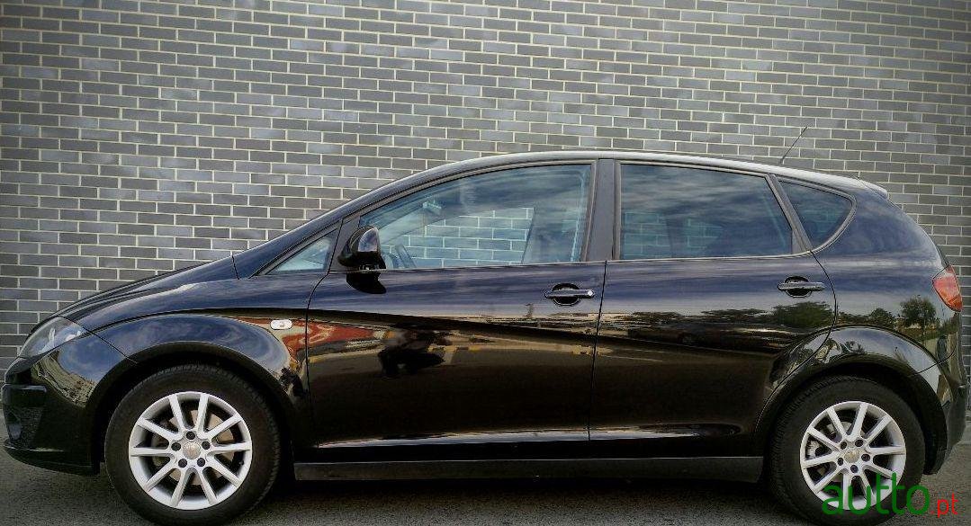 2010' SEAT Altea photo #1