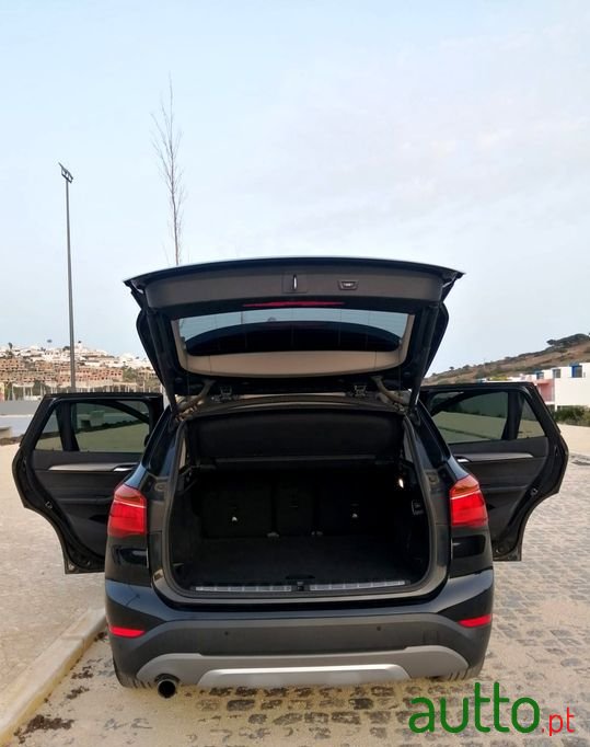 2017' BMW X1 photo #4