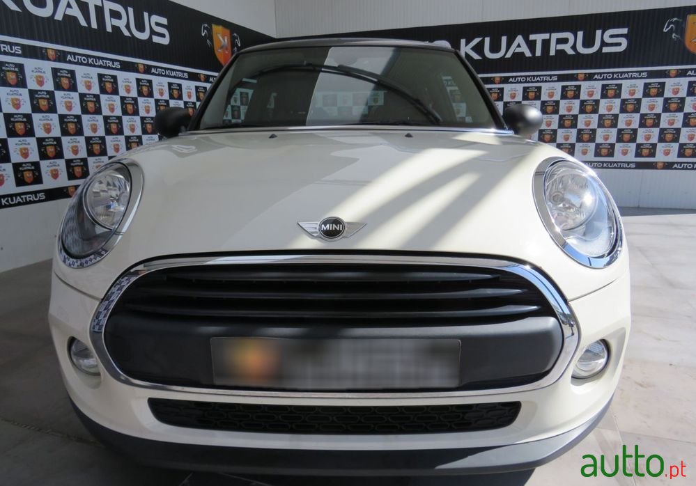 2015' MINI One photo #3