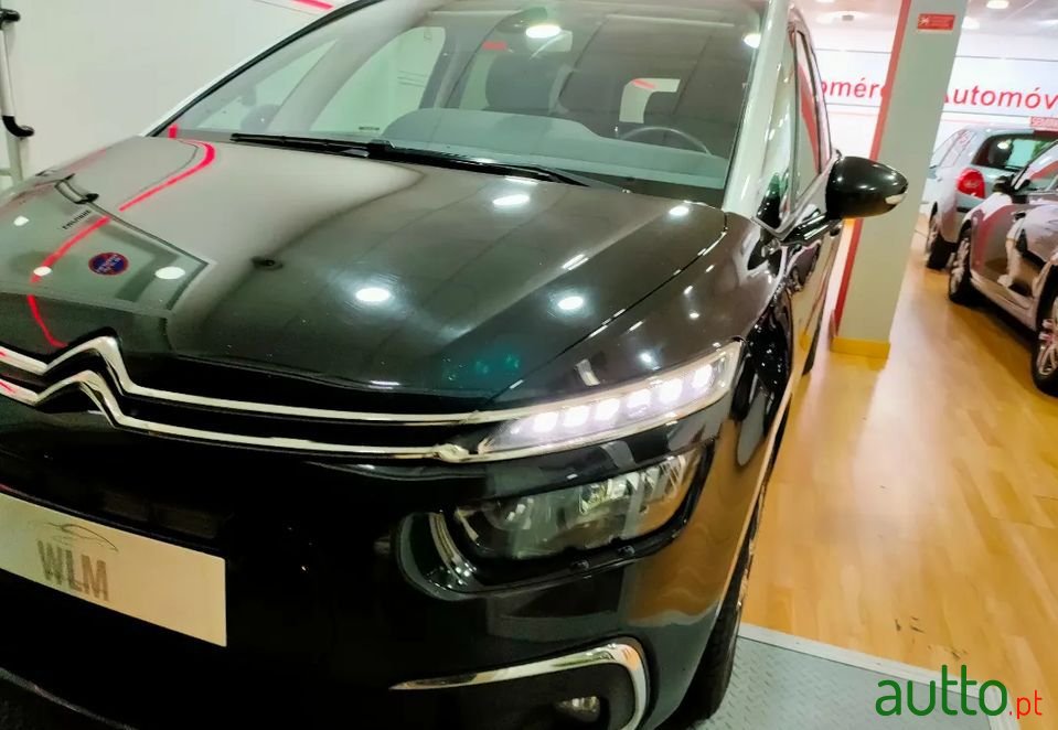 2018' Citroen C4 Grand Picasso photo #4