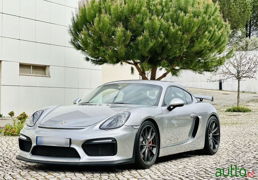 2016' Porsche Cayman Gt4 photo #1