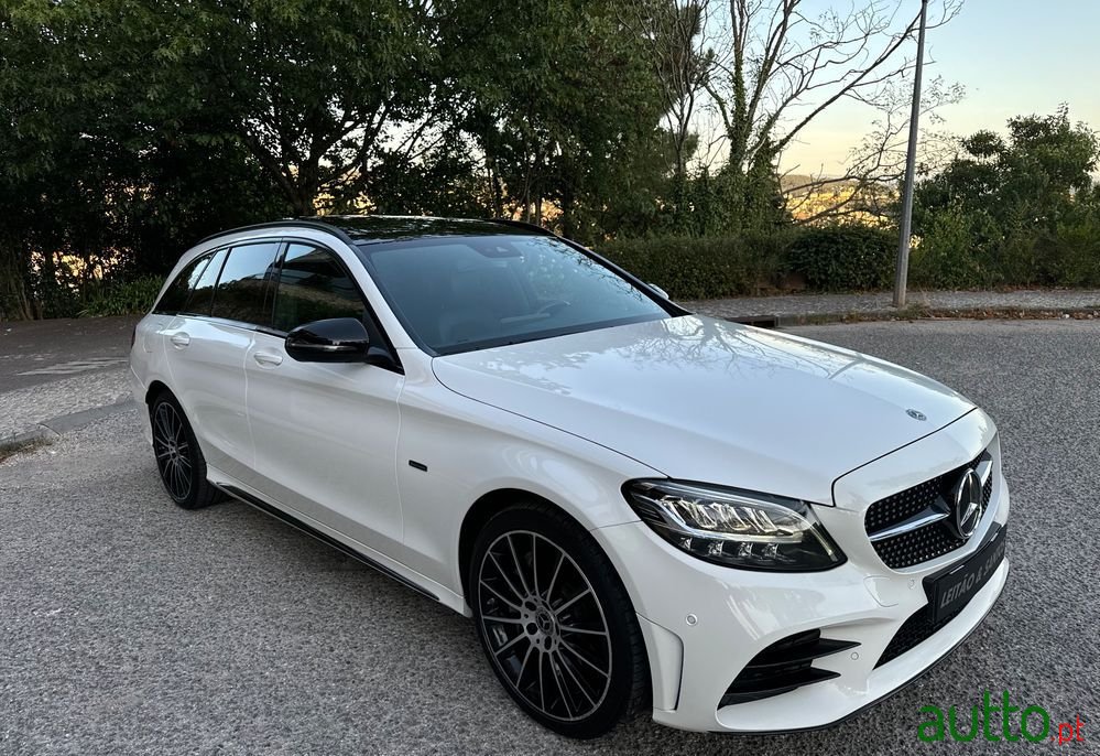2020' Mercedes-Benz Classe C De Amg Line photo #4