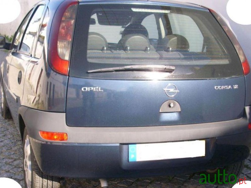 2002' Opel Corsa 1.2 16V Confort photo #1