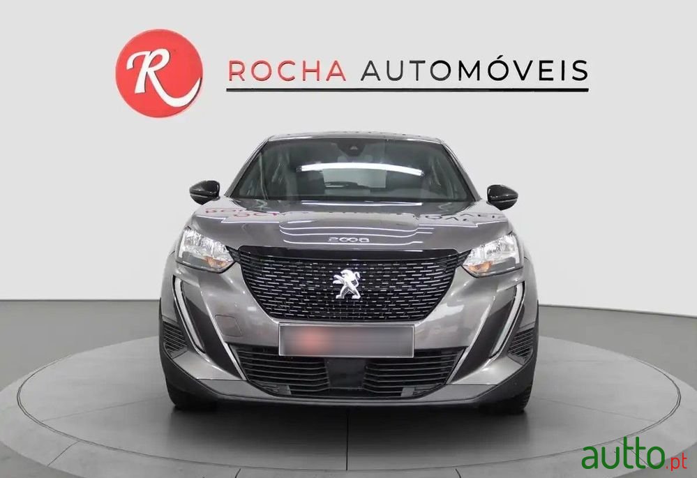 2022' Peugeot 2008 photo #2
