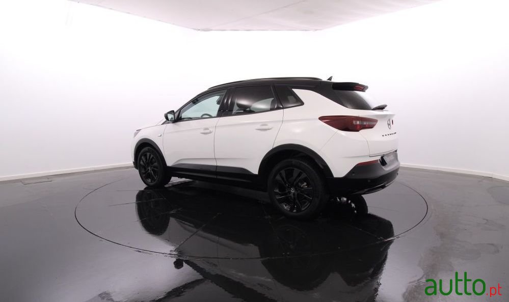 2022' Opel Grandland photo #4