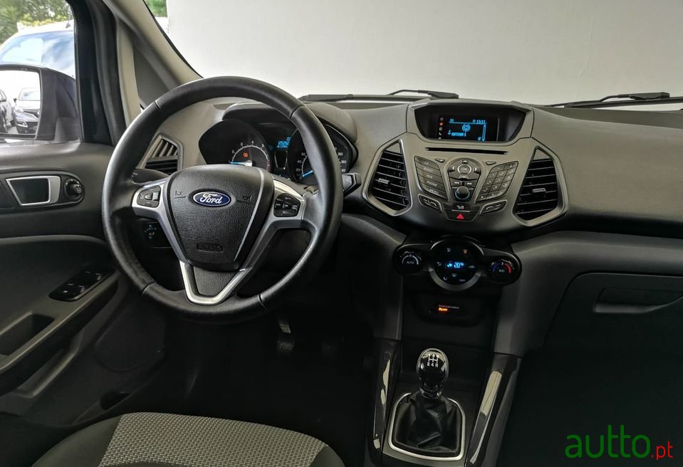 2014' Ford Ecosport photo #5