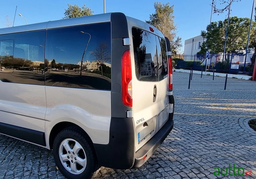2007' Opel Vivaro 2.0 Cdti L1H1 2.7T 6L photo #6