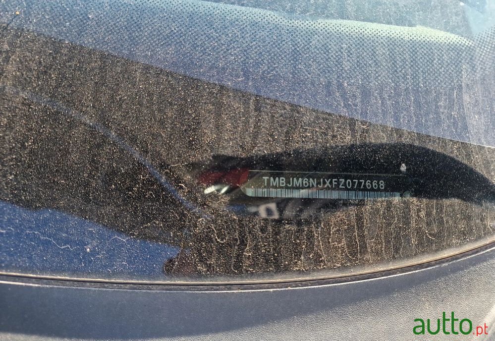 2015' Skoda Fabia Break photo #6