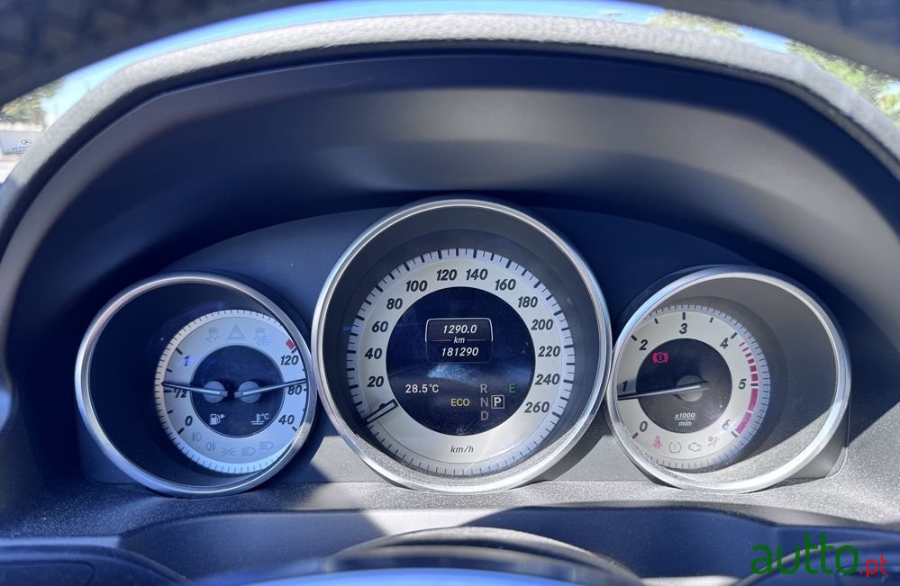 2015' Mercedes-Benz Classe E photo #4
