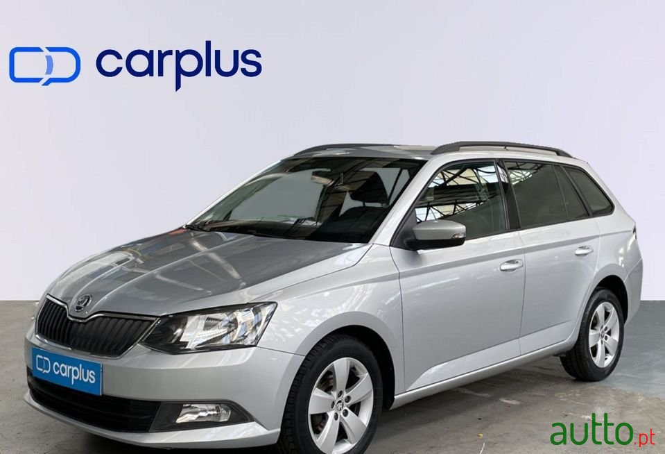 2016' Skoda Fabia photo #1