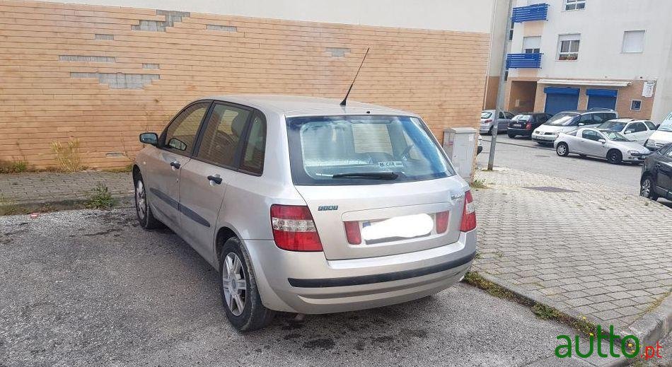 2002' Fiat Stilo 01B photo #2