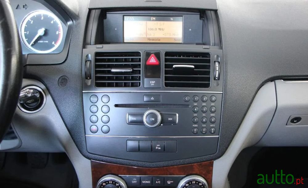 2008' Mercedes-Benz C 200 photo #4