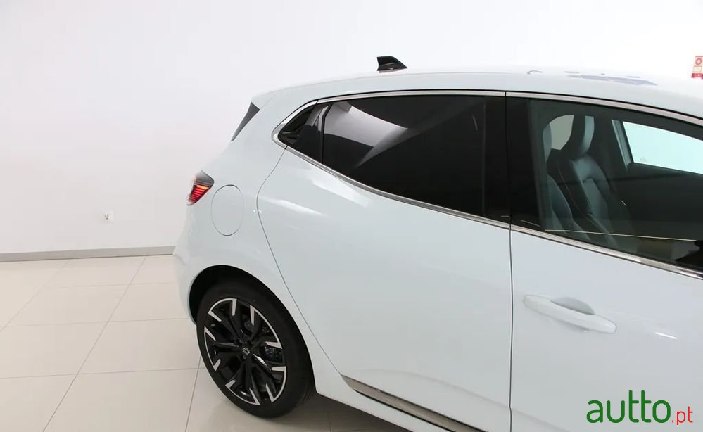 2024' Renault Clio 1.0 Tce Techno photo #3