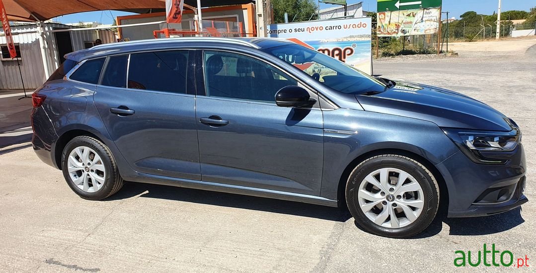 2019' Renault Megane Sport Tourer photo #6