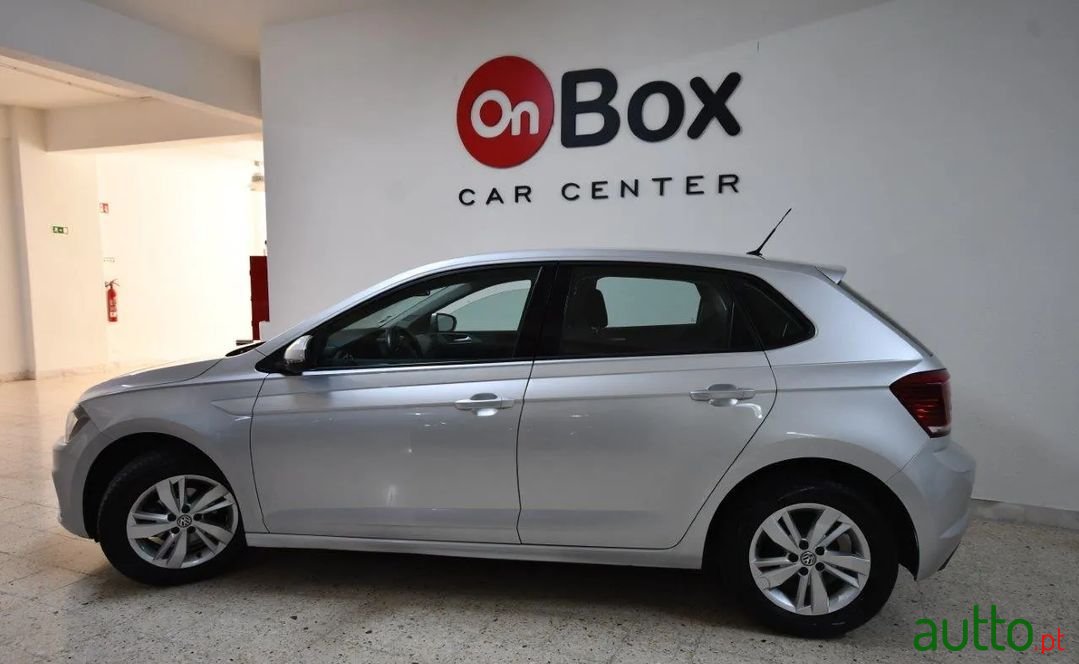 2018' Volkswagen Polo photo #2