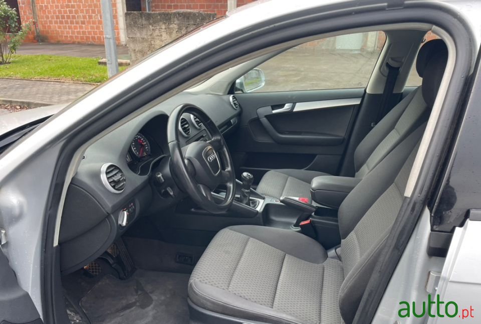 2011' Audi A3 Sportback photo #6