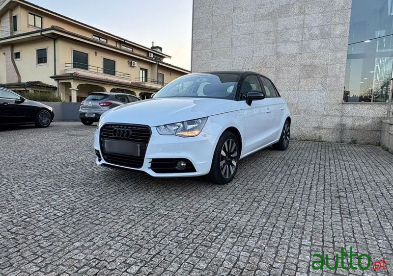 2013' Audi A1 Sportback photo #1