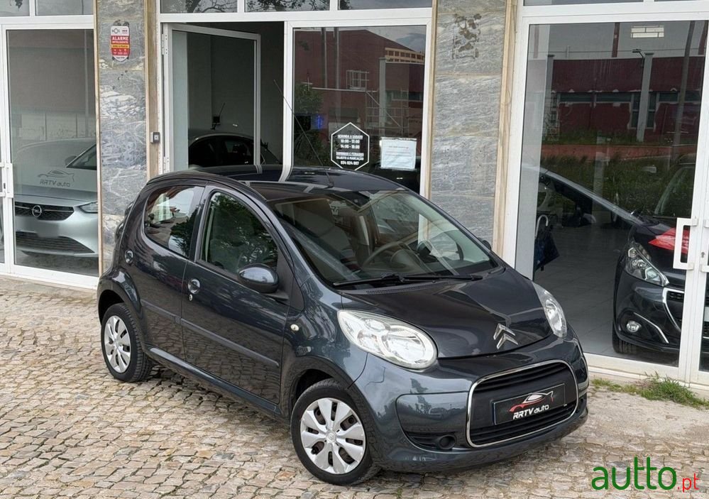 2010' Citroen C1 1.0 Collection photo #3