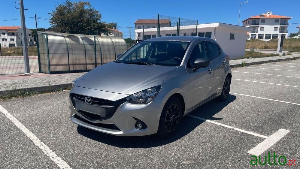 2015' Mazda 2 photo #1