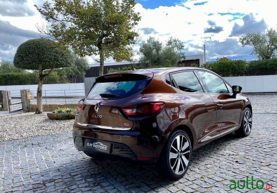 2016' Renault Clio photo #2