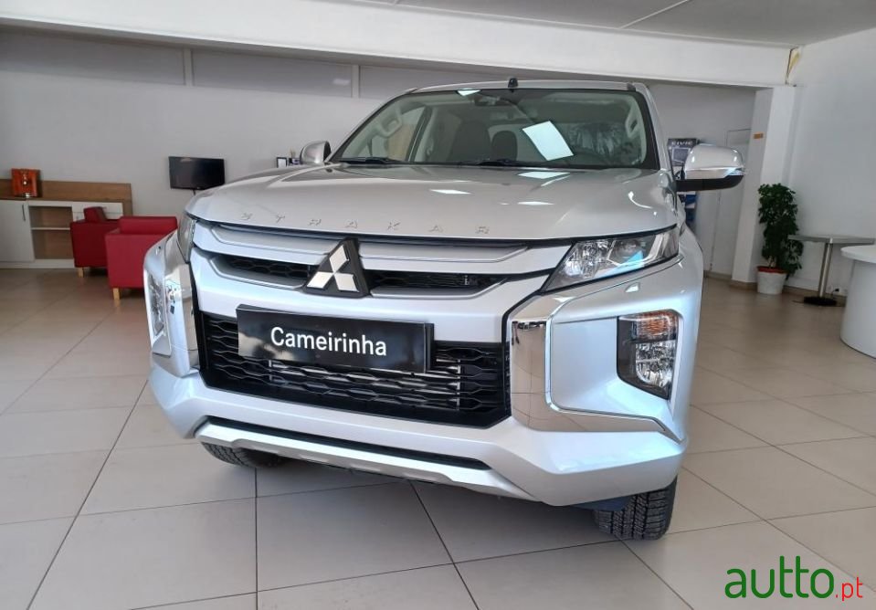 2021' Mitsubishi L200 photo #1