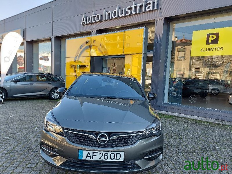 2021' Opel Astra photo #4