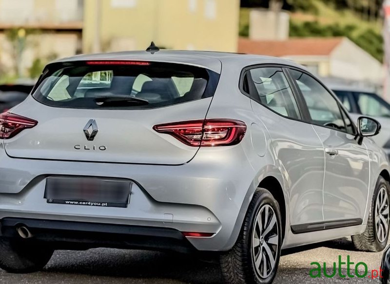2022' Renault Clio photo #5