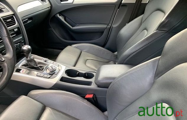 2014' Audi A4 Avant photo #1