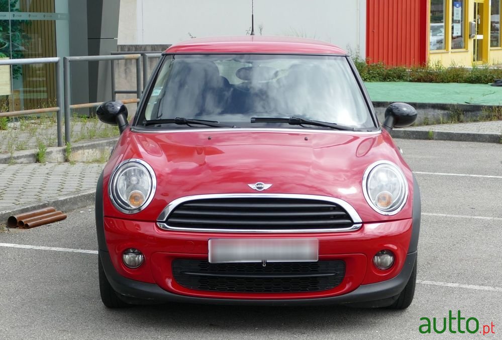 2011' MINI One D photo #2