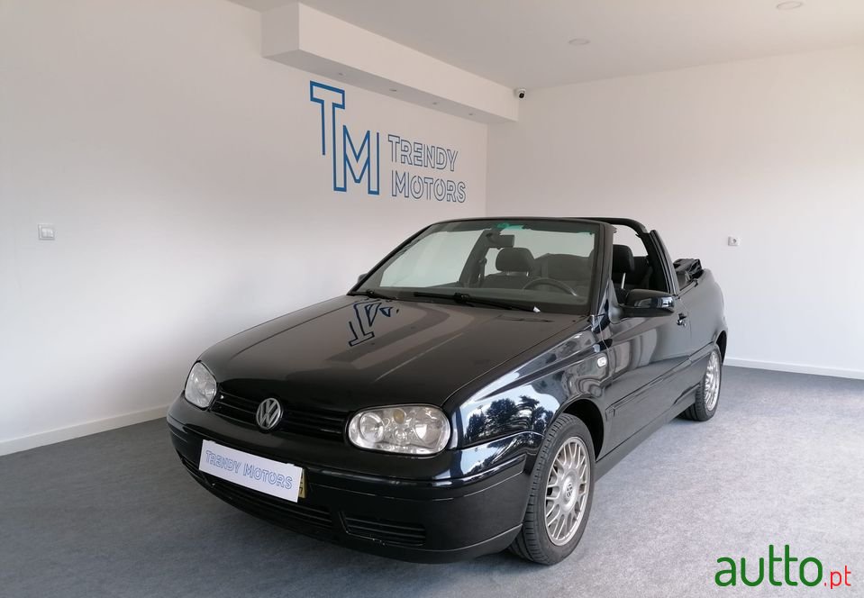 2000' Volkswagen Golf photo #1
