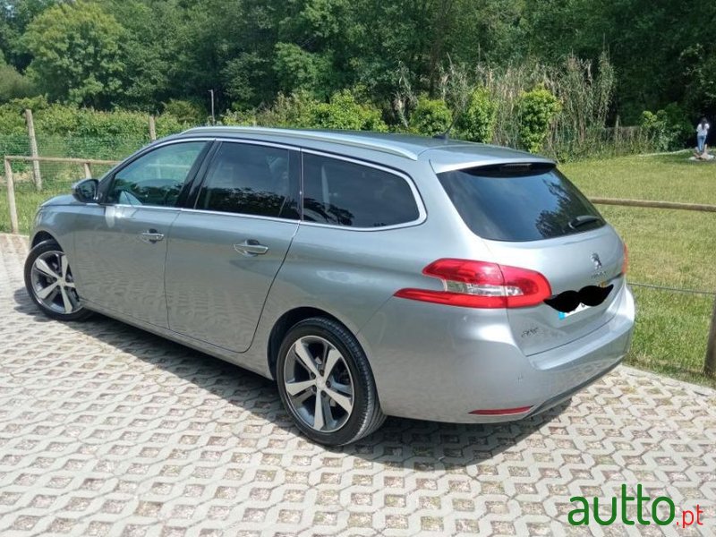 2018' Peugeot 308 Sw photo #3