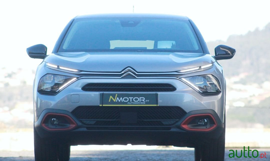 2022' Citroen C4 photo #3