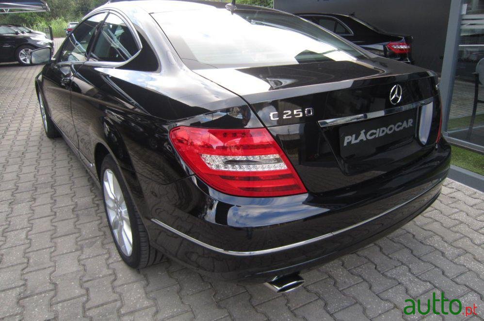 2012' Mercedes-Benz CDi BE photo #2