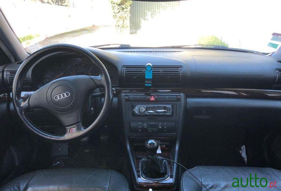 1999' Audi A4 Sport photo #4