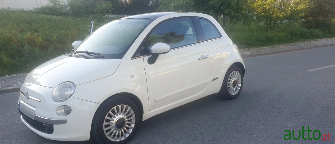 2011' Fiat 500 photo #1