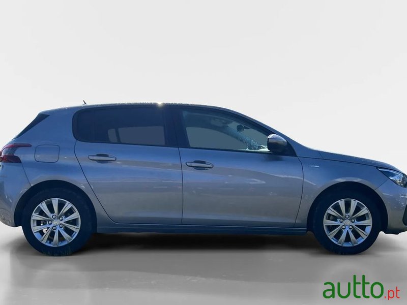 2020' Peugeot 308 1.5 Bluehdi Style photo #5