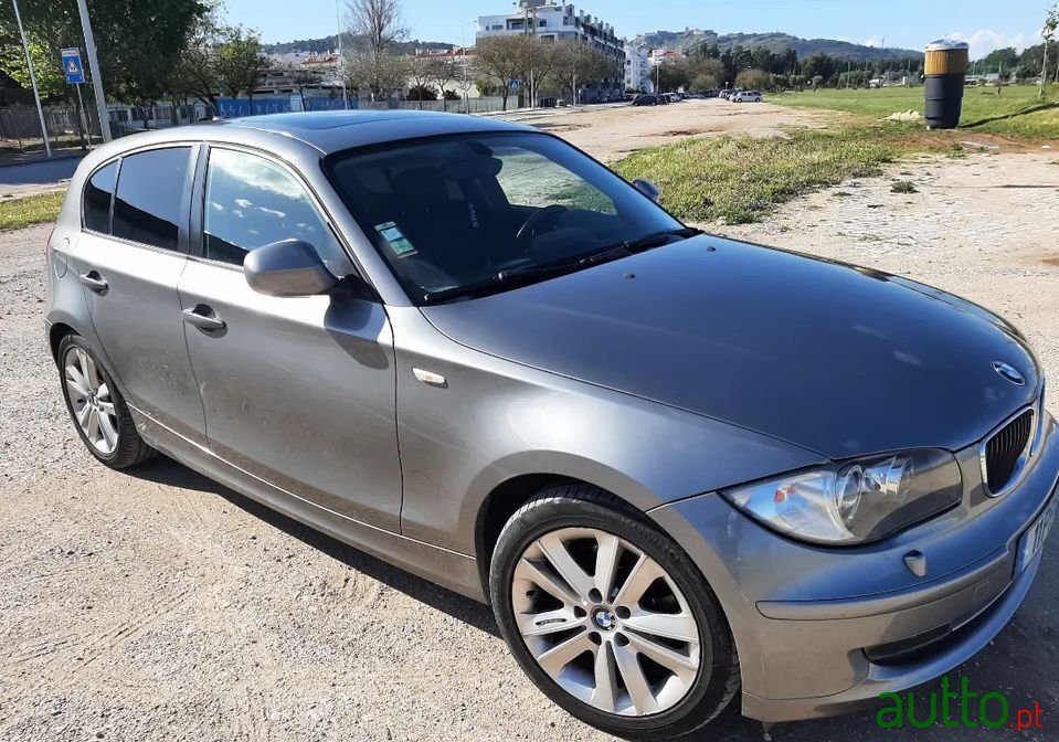 2010' BMW 120 photo #1