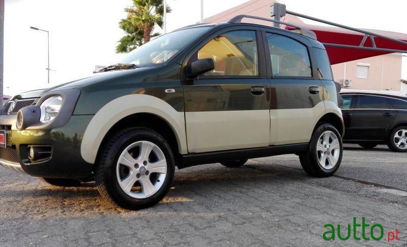 2009' Fiat Panda 1.3 16V M-Jet 4X4 Cross photo #1