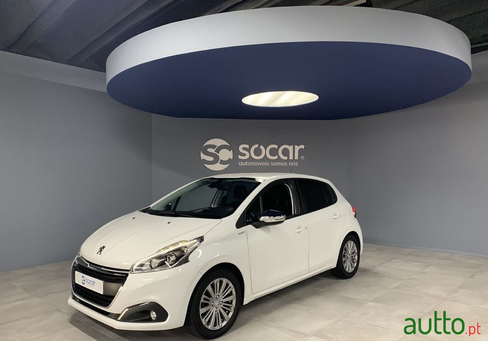 2018' Peugeot 208 photo #1