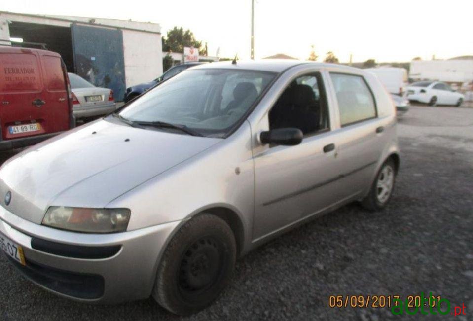 2000' Fiat Punto 1.2 Elx photo #1