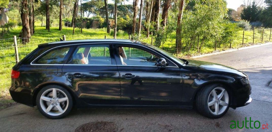 2008' Audi A4 Avant photo #2