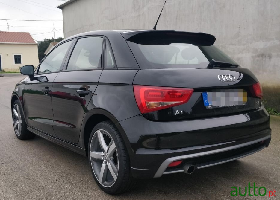 2014' Audi A1 Sportback photo #6