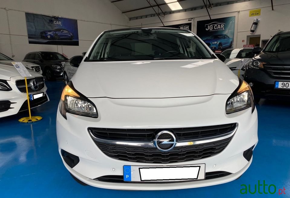 2015' Opel Corsa photo #2