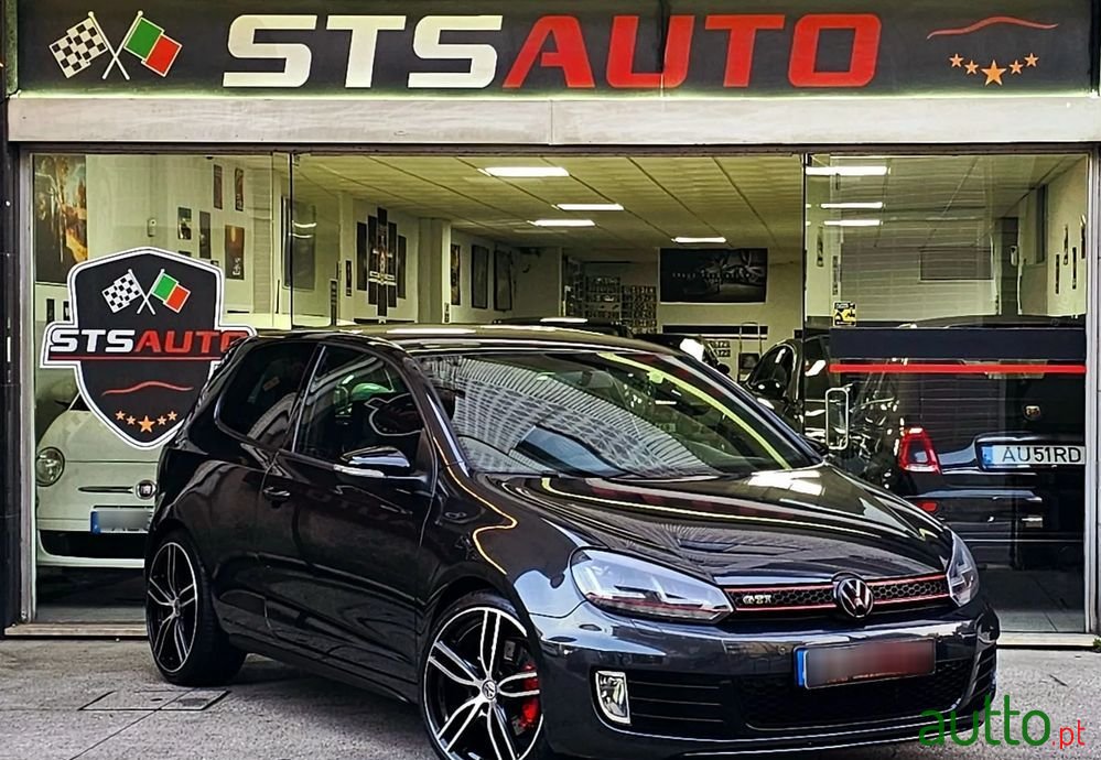 2010' Volkswagen Golf 2.0 Gti Dsg photo #2